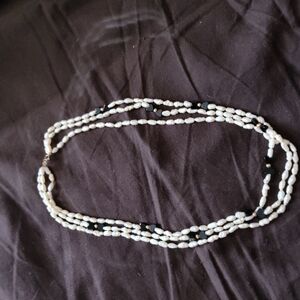 Elegant Natural Pearl Necklace